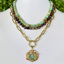GOLD CHAIN + GEMSTONE