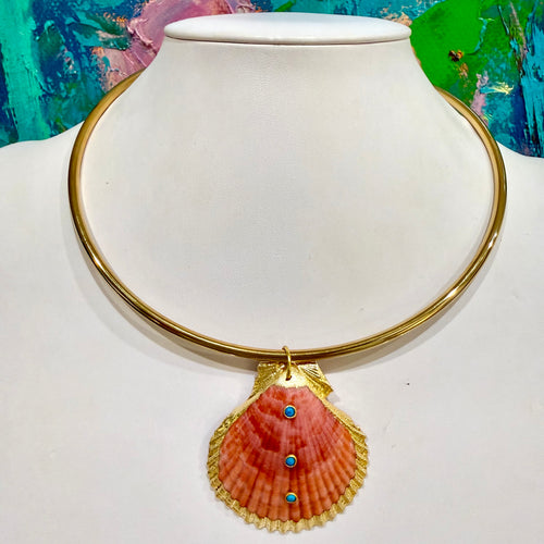 GOLD COLLAR + CORAL SHELL